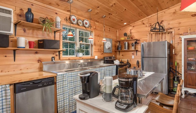 Liberty Lodge on the Americana Farm