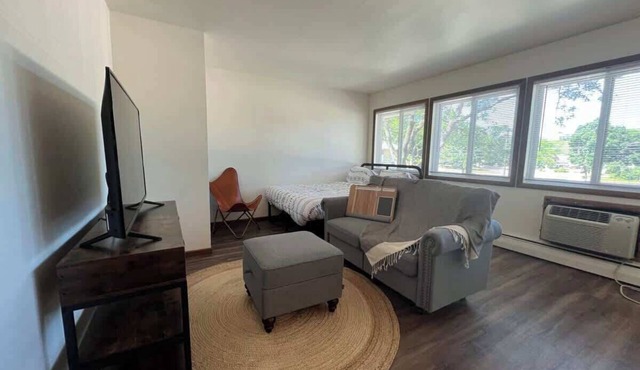 Liberty Valley Studio - 1005-29