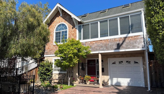 Library by the Sea - 2BR home in beautiful Capitola
