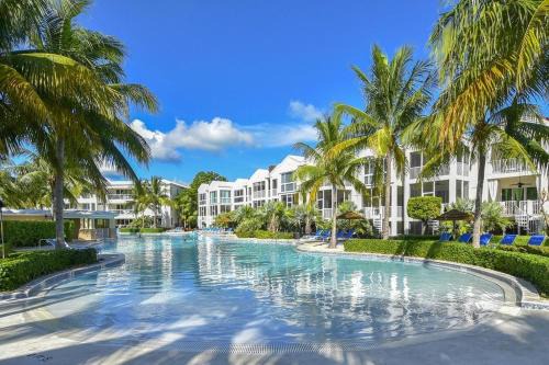 LIC Mgr - MODERN 3 BED 4 BATH VILLA - UPSCALE OCEANFRONT RESORT - INDOOR PICKLEBALL - SPEAKEASY!
