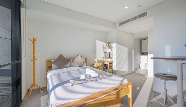 Lidcombe 2Br Near Olympic Park Train station