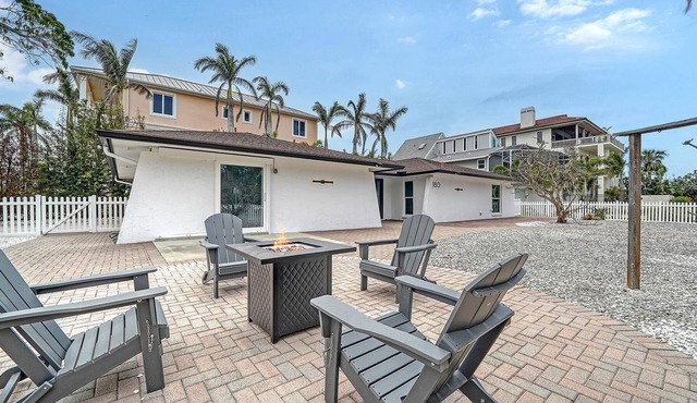 Lido Beach Renovated House by Beach