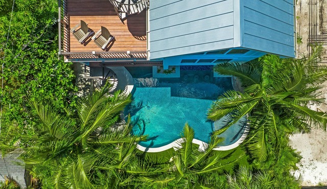 Lido Key Family Home with Waterslide & Rooftop Views Steps to Beach -Vitamin Sea