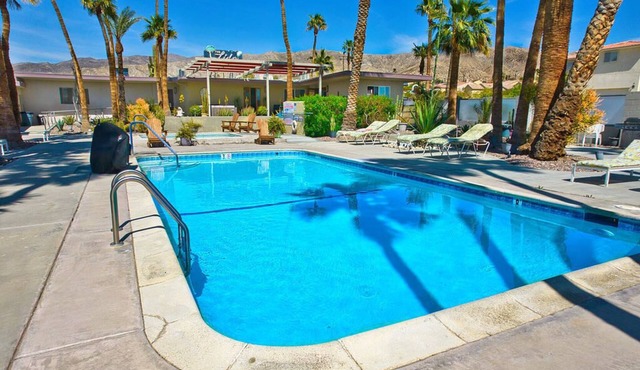 Lido Palms Resort and Spa