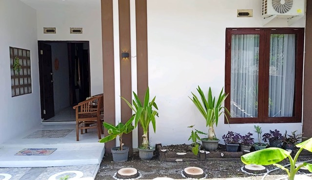 LieFly Prambanan Villa