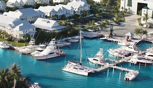 Life in Paradise at #1 Rated Resort in Marathon - Coral Lagoon - Boat Slip Avail