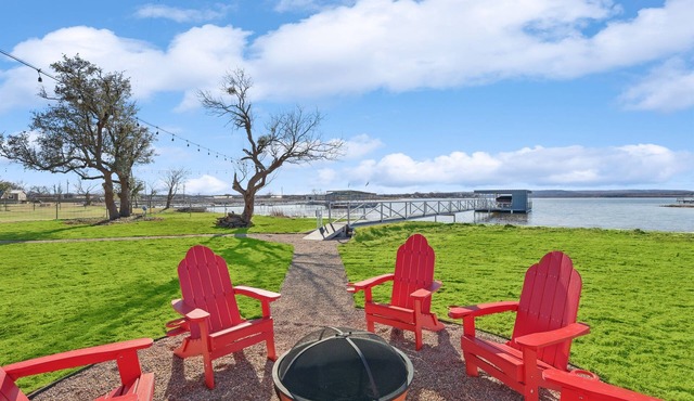 Life's A Hoot | Dock and Hot Tub! Close to Rocker B.