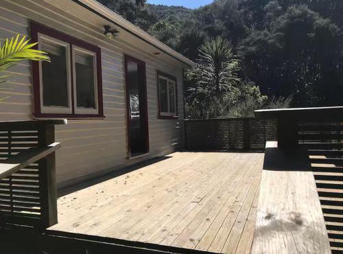 Lifestyle farm stay retreat near CBD