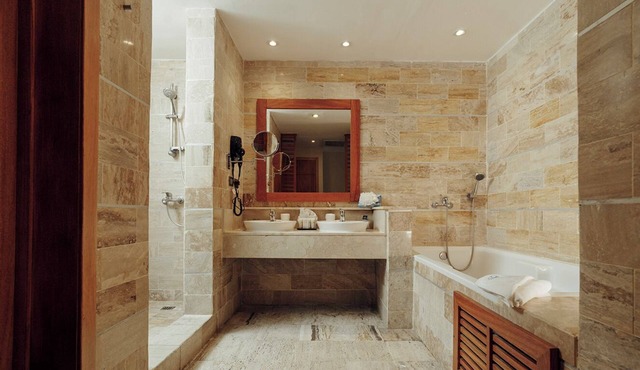 Lifestyle Holidays Vacation Resort - Beach Studio - Presidential Suites