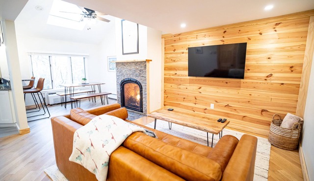 Lift Haus - New Trailside 2br at Attitash - Clean Modern Easy