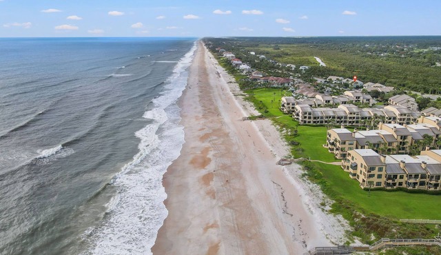 Light, Airy Luxury Condo Steps from Private Beach