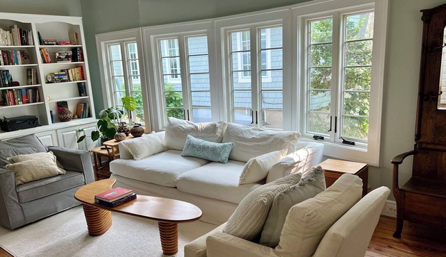 Light and airy beach cottage