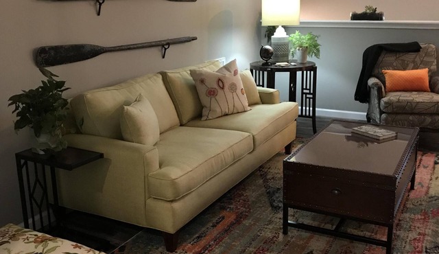 Light and airy contemporary guest house with private deck and parking.