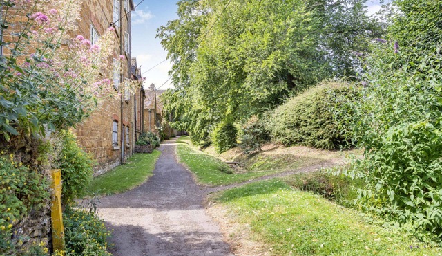Light and airy dog friendly barn conversion - Cider Press Cottage