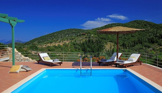 Light and Airy House with Beautiful Vathy Views near Shops and Restaurants