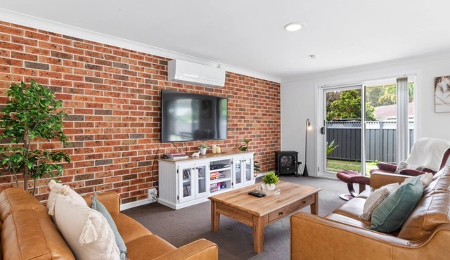 Light and Bright at Maloneys