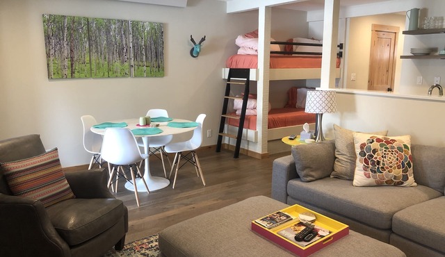 Light and Bright Aspens Gem!