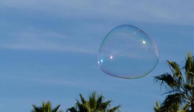 Light and bright beach retreat