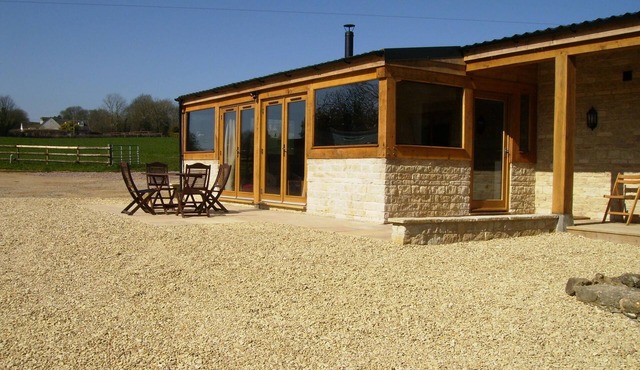 Light and spacious barn conversion on working farm in the Cotswolds
