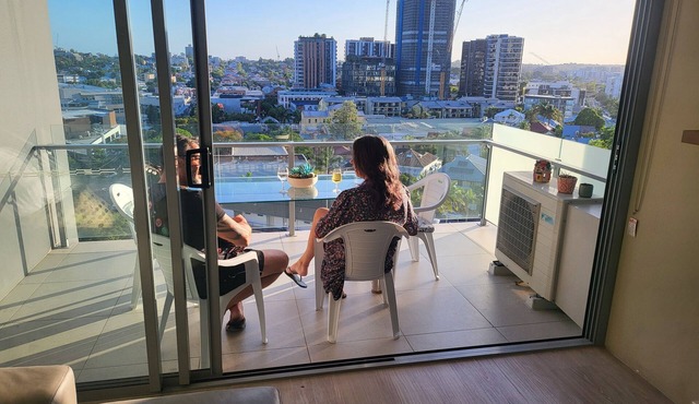 Light apartment in amazing central location