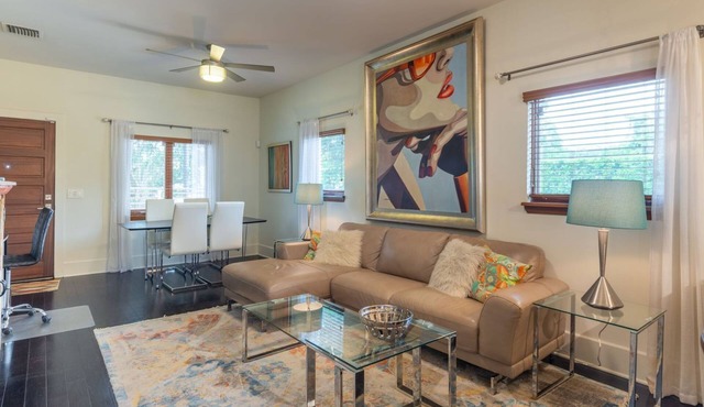 Light, Bright and Full of Delight! 2 Blocks to Park Ave