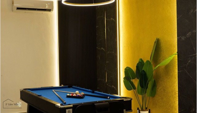 Light Luxury Villa with Pvt Pool & BBQ for 18pax Staycation in Melaka City.