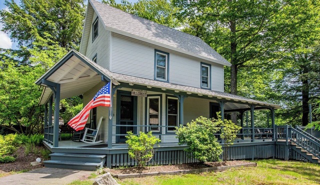 Light up your nights on the deck at the "Hillcrest" cottage in Eagles Mere.