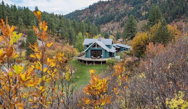 Lightner Creek Estate: Secluded 33ac 12 min to DGO