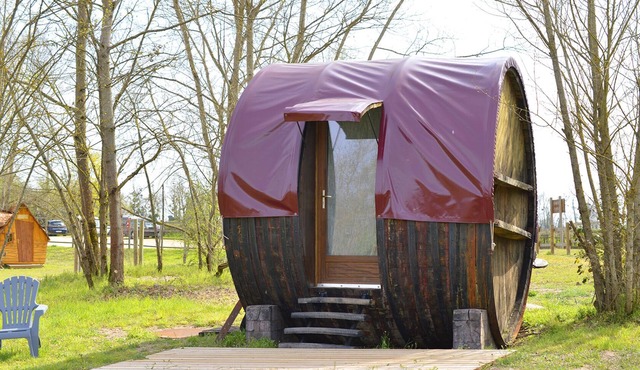 Lightning - Village Toue