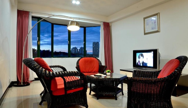 Likas Square - KK Spacious Homestay
