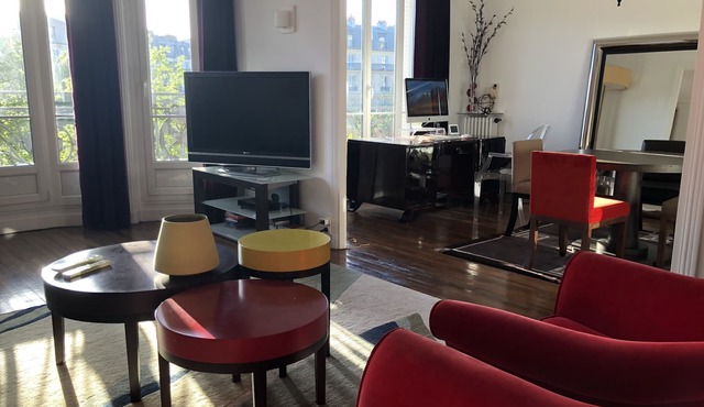 like a presidential suite with a magnificient view