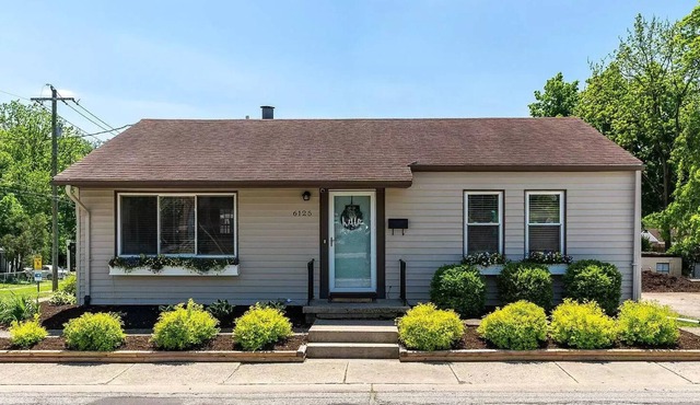 Like New 3 BDR Cottage in Mariemont OH