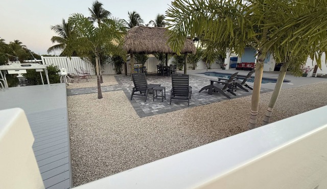 LiL Piece of Paradise