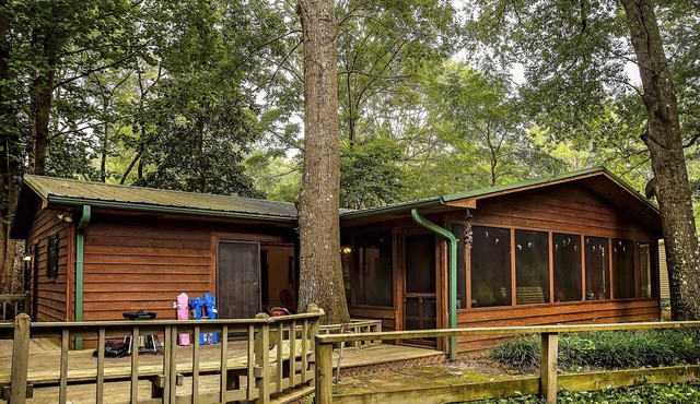 Lil Shangri-La on the Little Red River -walk in river access