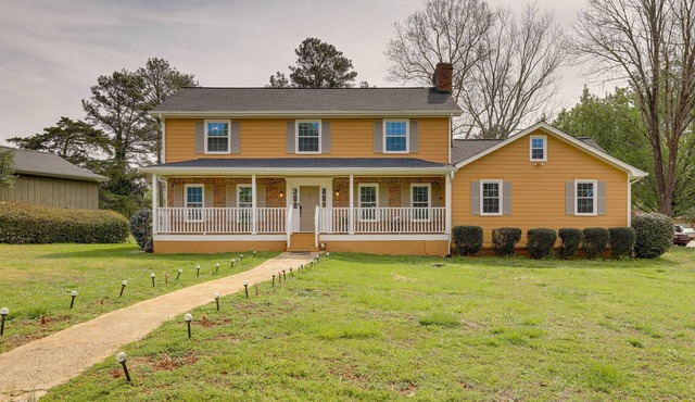 Lilburn Vacation Home w/Grill ~ 31 Mi to Atlanta