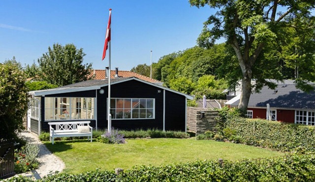 "Lilie" - 150m from the sea by Interhome