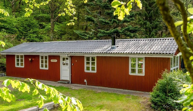 "Lilija" - 7.9km to the fjord by Interhome