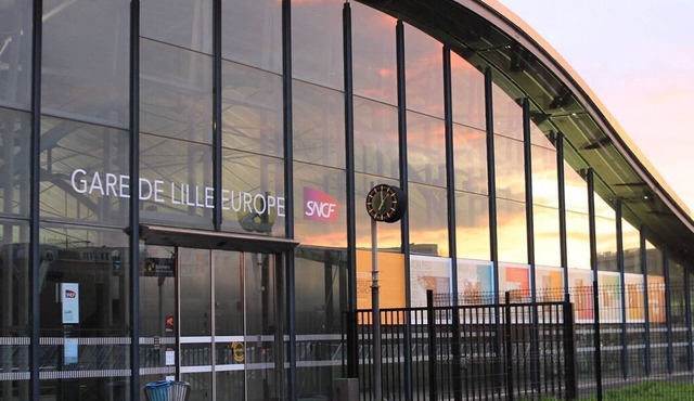 Lille Hellemmes - Nice studio with parking !