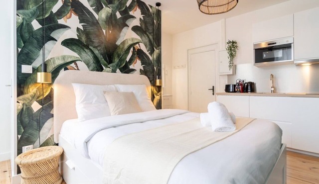 Lille Hypercentre - Beautiful design studio!