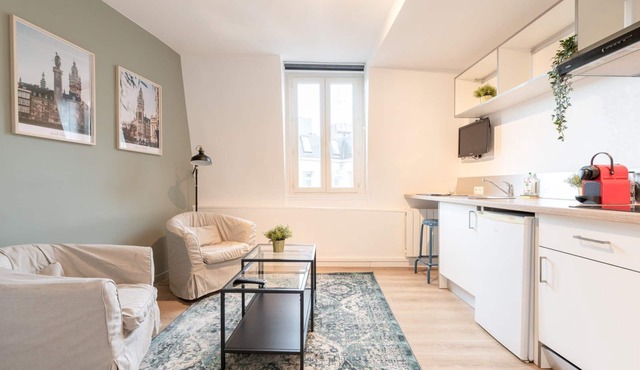 Lille Hypercentre/Gares - Beautiful duplex!