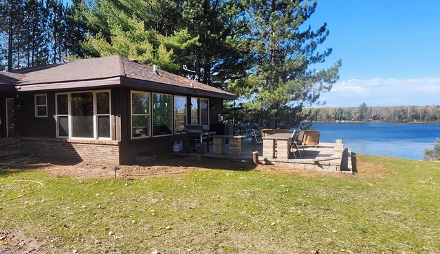 Lily Bay Lodge