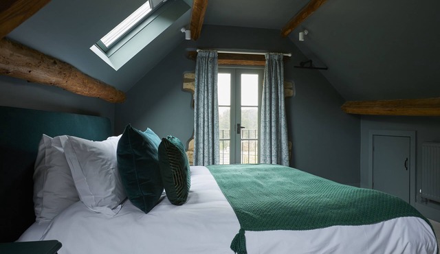 Lily Cottage - A Romantic Haven