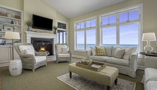 Lily Pond - New 2023 Lake Michigan Cottage