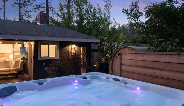 Lily Rock Cottage by Roav Retreats