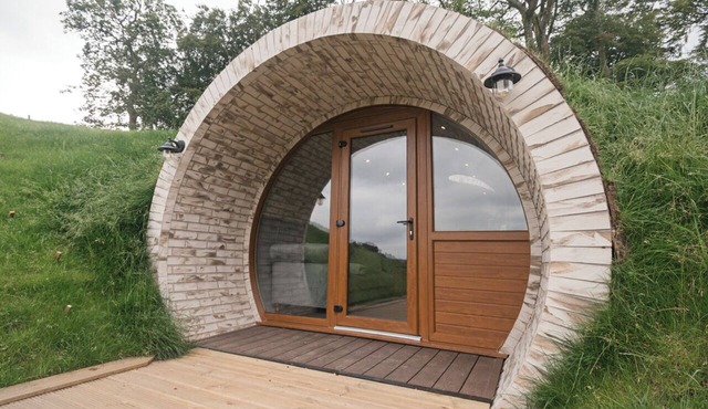 lily's Pad cabin, built into the side of a hill in the beautiful countryside