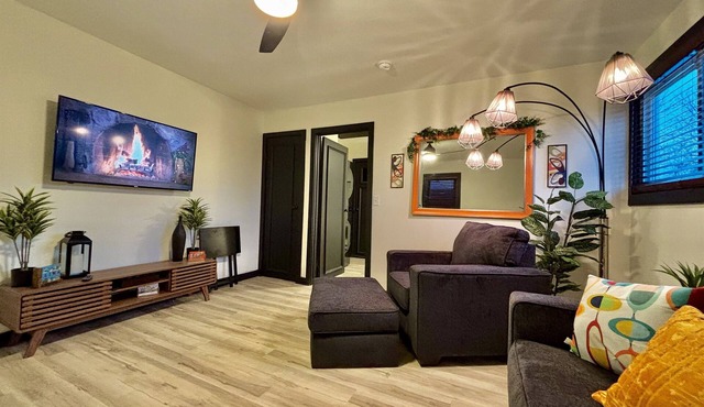 Lima Locomotive house! Close to hospital, firepit, outdoor dining