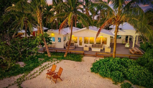 Limefish Luxury | Gulf-Front | Pool | Iconic Sunsets