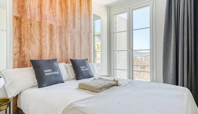 limehome Haro | Two-Bedroom Apartment with Balcony