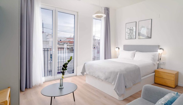 Limehome Valencia Carrer de Sant Jacint