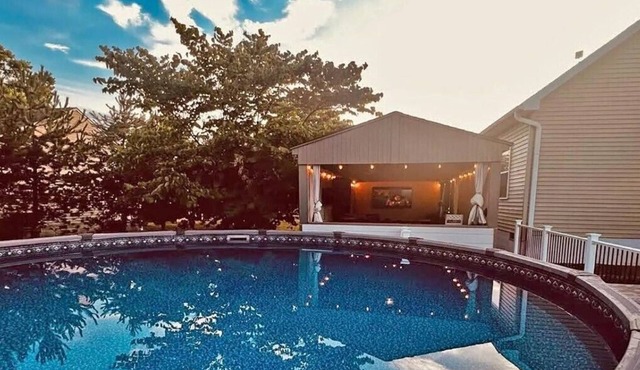 Limestone Landing - Pool, firepit, covered patio, & more!